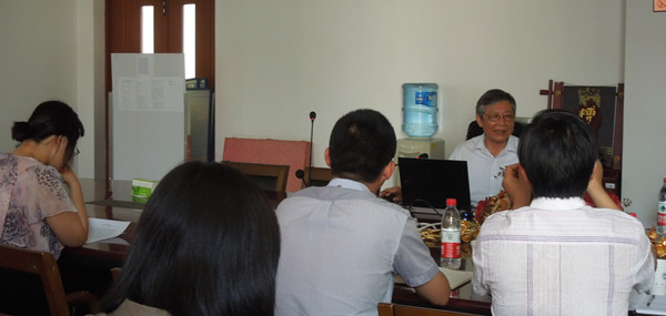 上海外國語大學博士生導師皮細庚教授來院講學