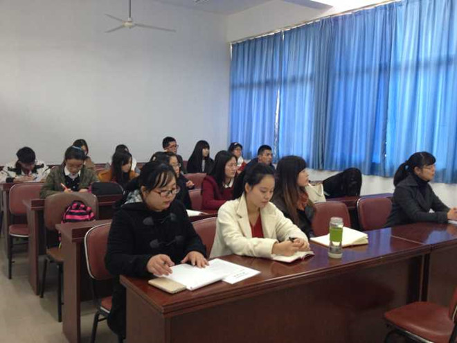 外國語學院舉辦學生黨支部書記培訓會